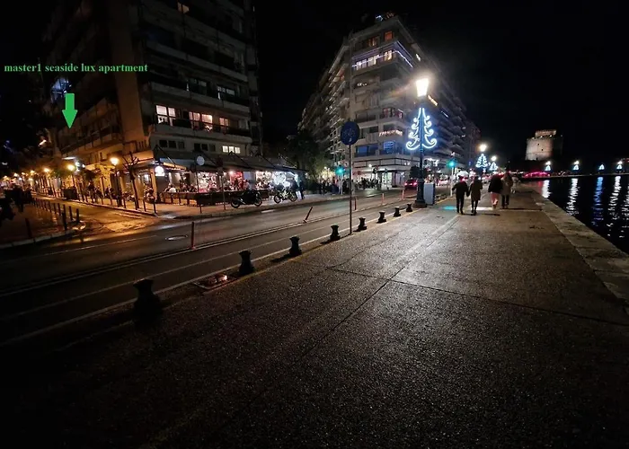 Master1 Seaside Lux 公寓