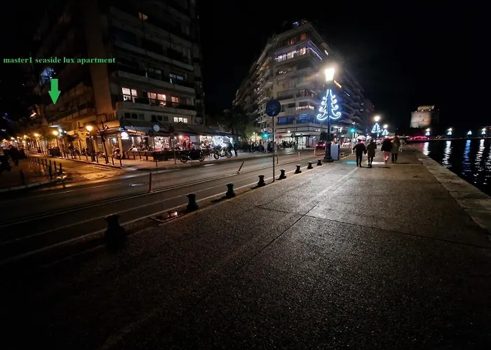 Master1 Seaside Lux 公寓