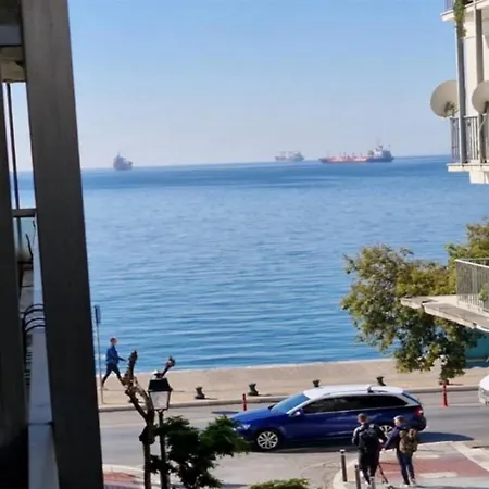 Master1 Seaside Lux Apartamento *